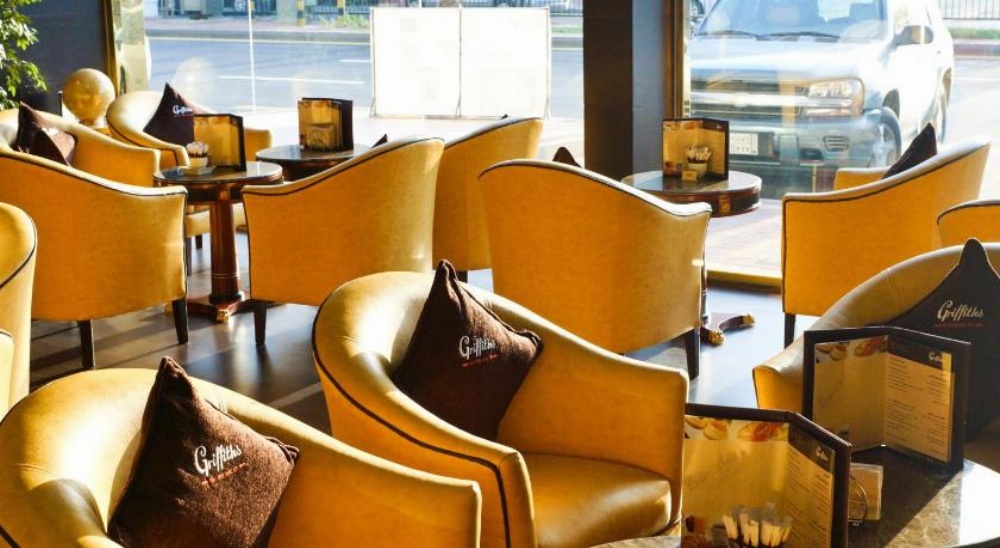 Mansour Plaza Hotel Apartments